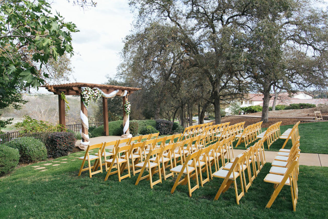 Outdoor ceremony