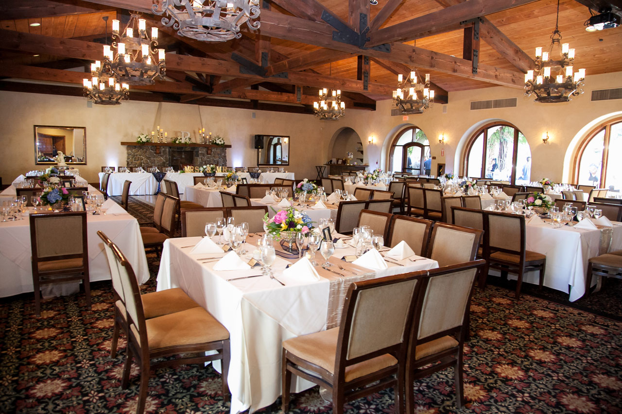 Banquet hall 