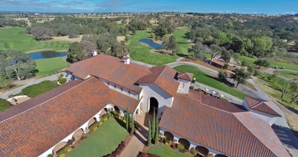 Aerial view of the course and the clubhouse